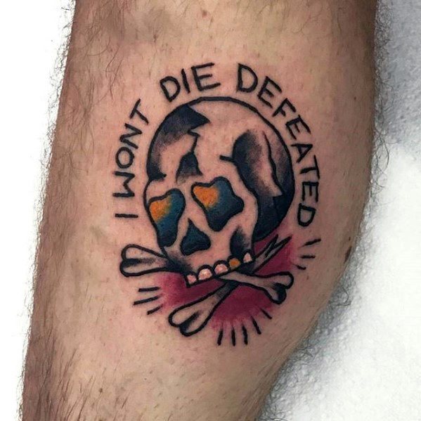 pequeno tatuaje calavera para hombre 03