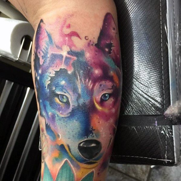 tatuaje acuarela lobo para hombre 01