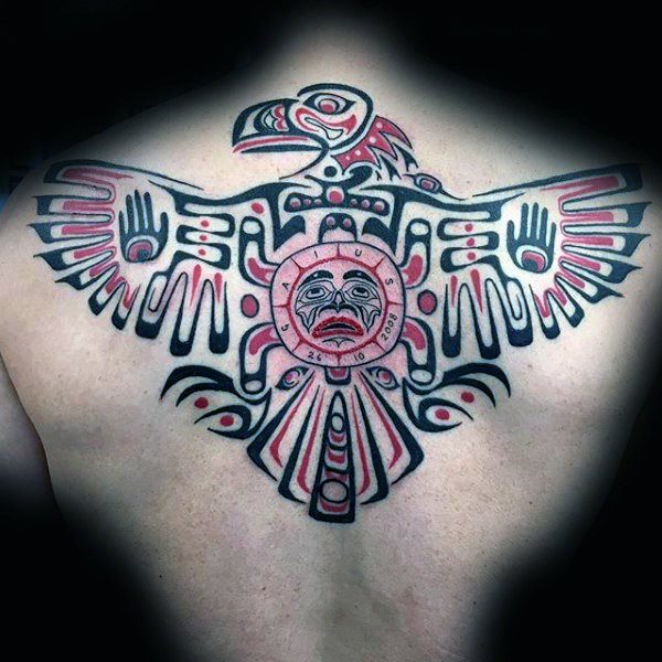 tatuaje aguila tribal para hombre 08