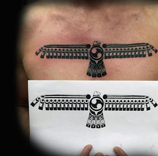 tatuaje aguila tribal para hombre 19