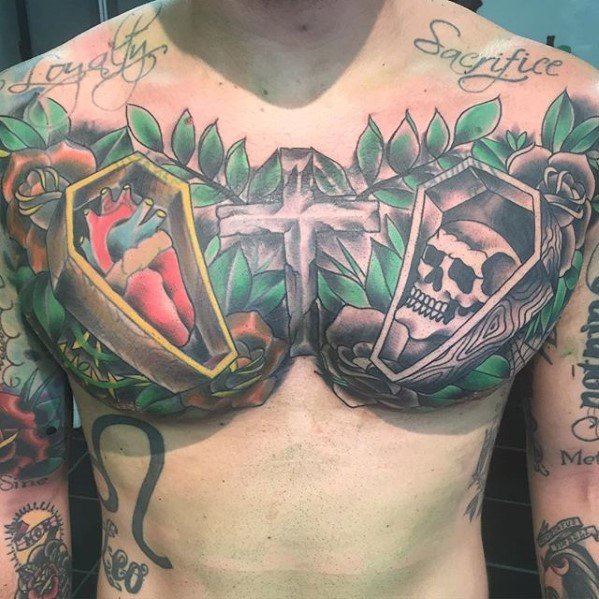 tatuaje clasico cruz para hombre 43