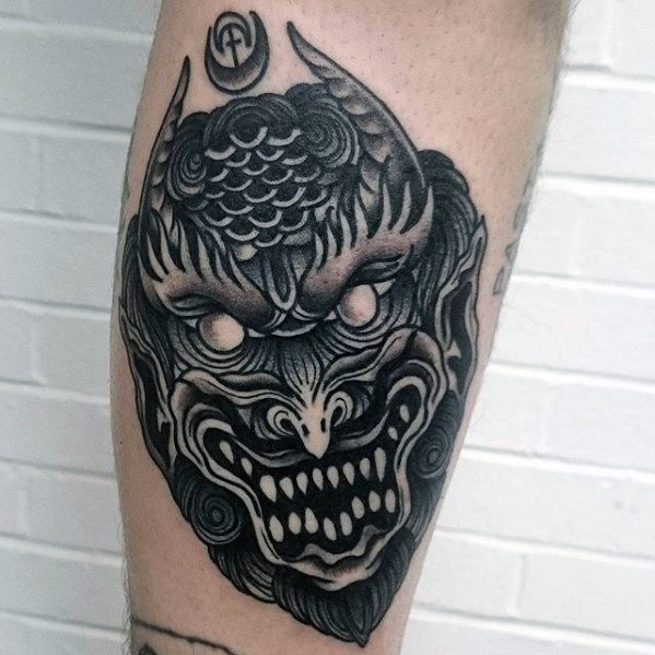tatuaje clasico diablo para hombre 02