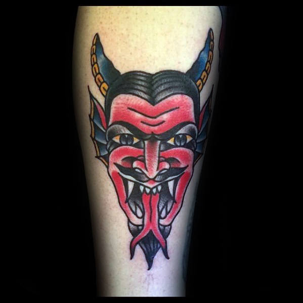 tatuaje clasico diablo para hombre 25
