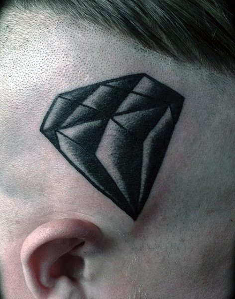 tatuaje clasico diamante para hombre 21
