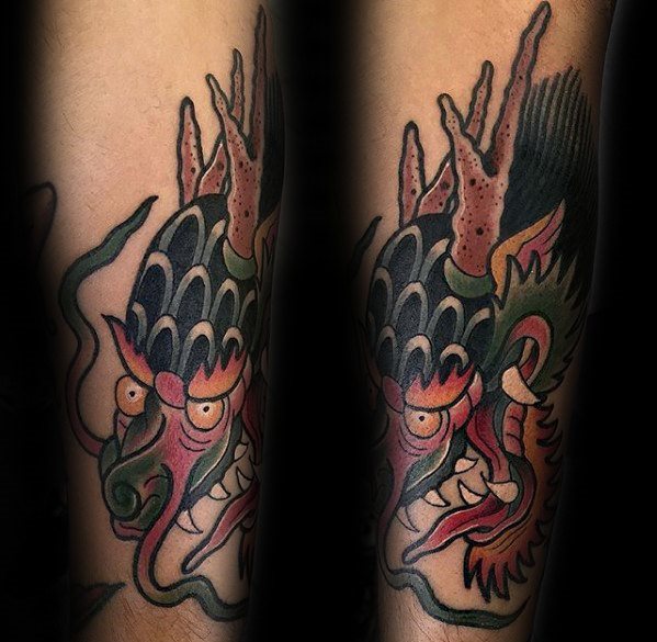 tatuaje clasico dragon para hombre 15