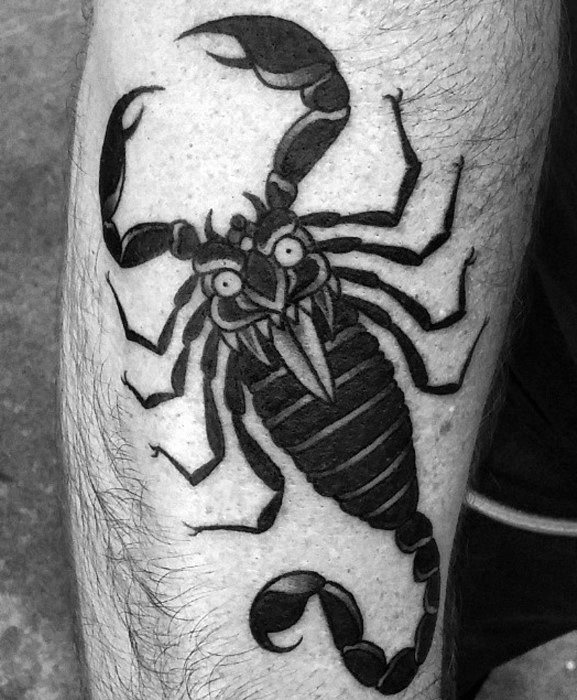 tatuaje clasico escorpion para hombre 04
