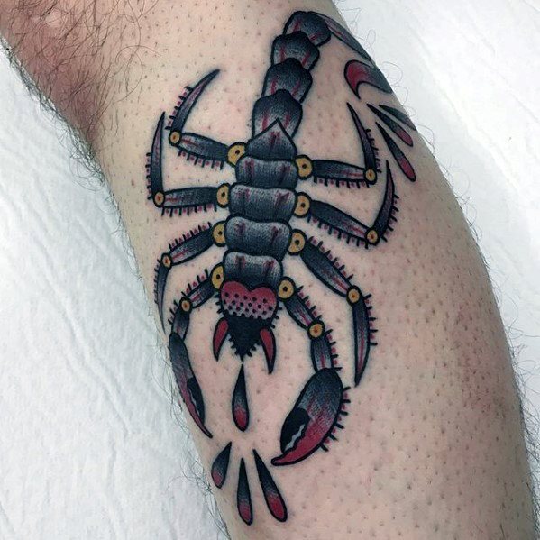 tatuaje clasico escorpion para hombre 20