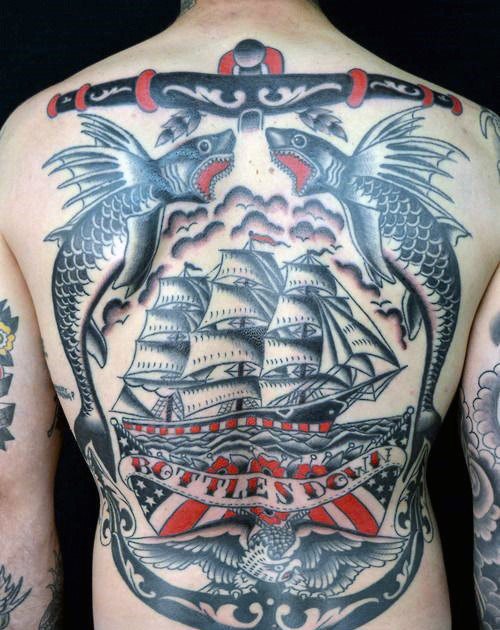 tatuaje clasico espalda para hombre 06