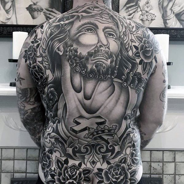tatuaje clasico jesus para hombre 01