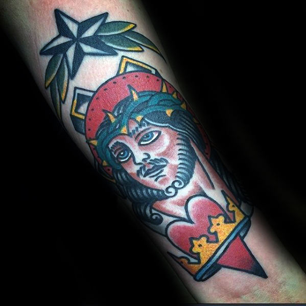 tatuaje clasico jesus para hombre 12