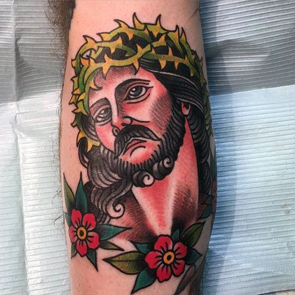 tatuaje clasico jesus para hombre 20