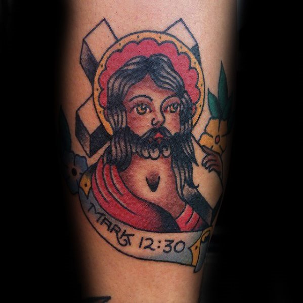 tatuaje clasico jesus para hombre 21