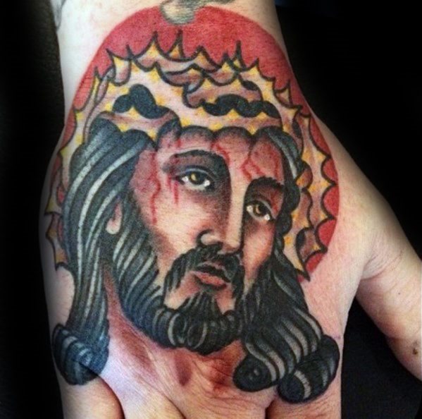 tatuaje clasico jesus para hombre 38