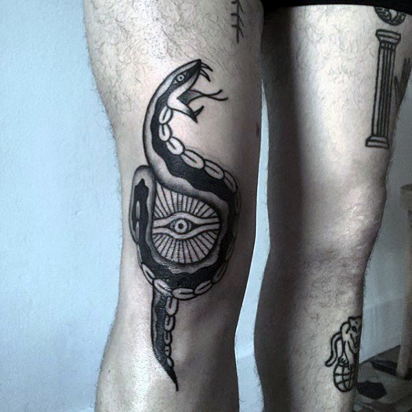tatuaje clasico ojo para hombre 15