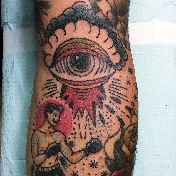 tatuaje clasico ojo para hombre 33