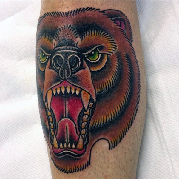 tatuaje clasico oso para hombre 22