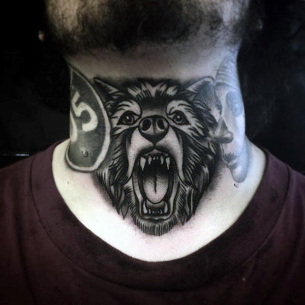 tatuaje clasico oso para hombre 27