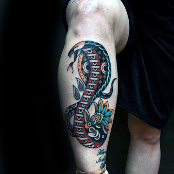 tatuaje clasico pierna para hombre 26