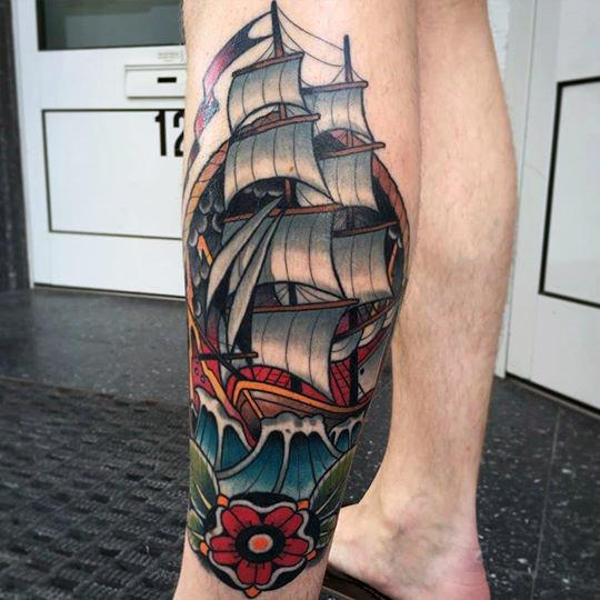 tatuaje clasico pierna para hombre 30