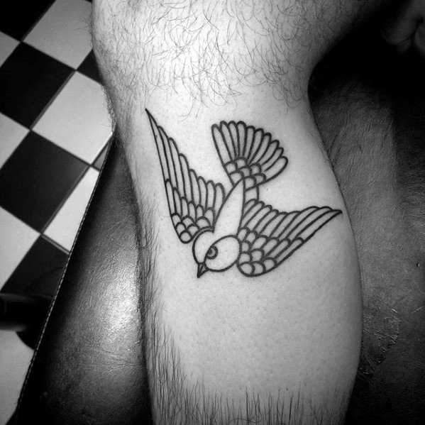 tatuaje clasico pierna para hombre 32