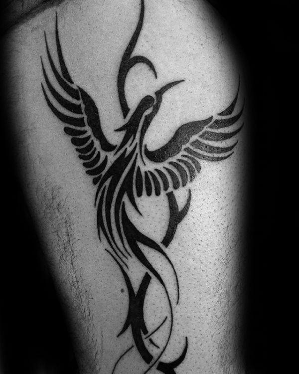 tatuaje fenix tribal para hombre 09