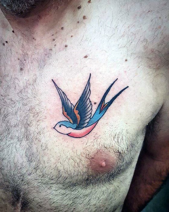 tatuaje golondrina old school para hombre 47