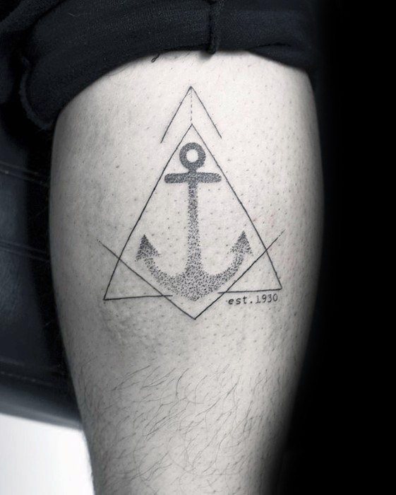 tatuaje increible ancla para hombre 08
