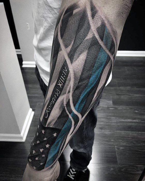 tatuaje increible antebrazo para hombre 02