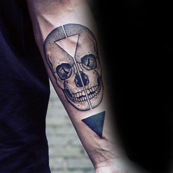 tatuaje increible antebrazo para hombre 09
