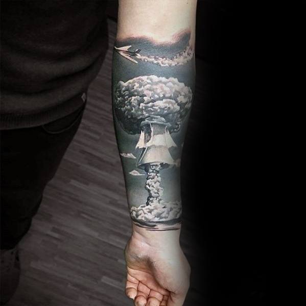 tatuaje increible antebrazo para hombre 14
