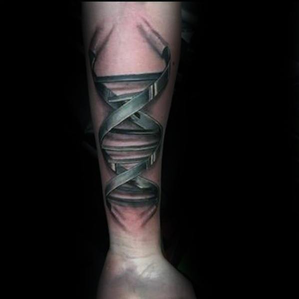 tatuaje increible antebrazo para hombre 41