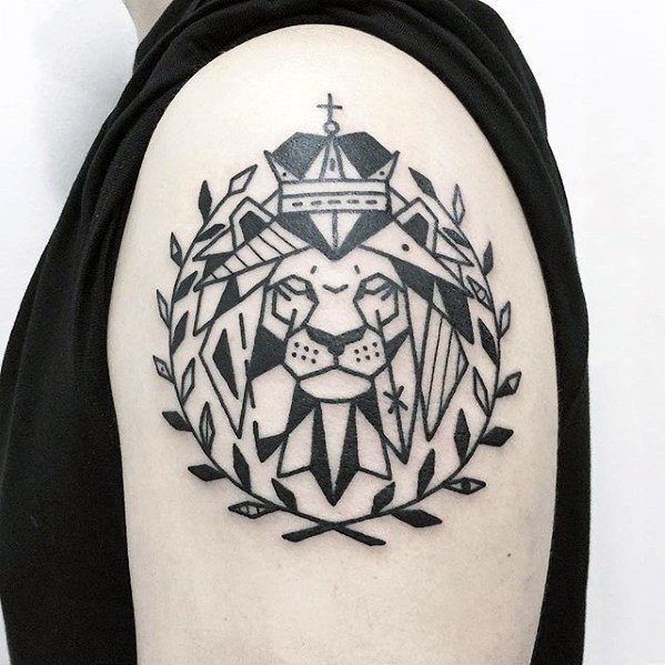 tatuaje increible brazo para hombre 22