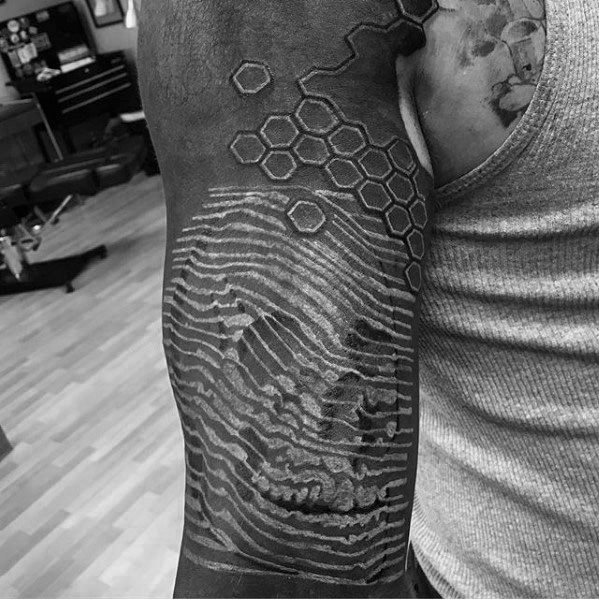 tatuaje increible calavera para hombre 38