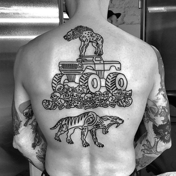 tatuaje increible espalda para hombre 10