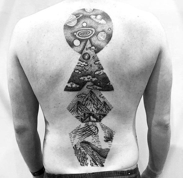 tatuaje increible espalda para hombre 11