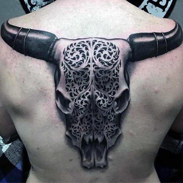 tatuaje increible espalda para hombre 20