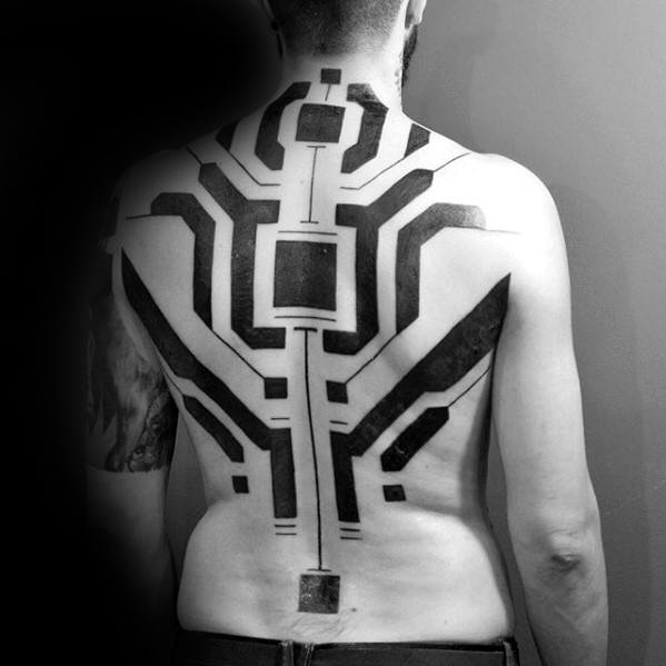 tatuaje increible espalda para hombre 24
