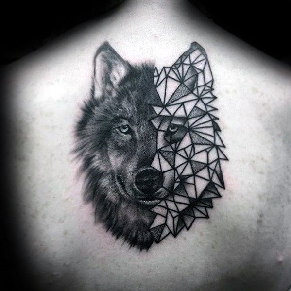 tatuaje increible espalda para hombre 31