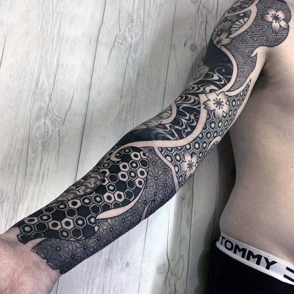 tatuaje increible manga para hombre 37