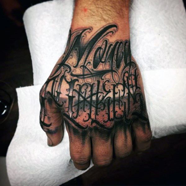 tatuaje increible mano para hombre 06