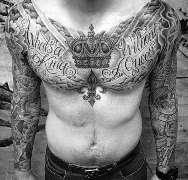tatuaje increible pecho para hombre 07