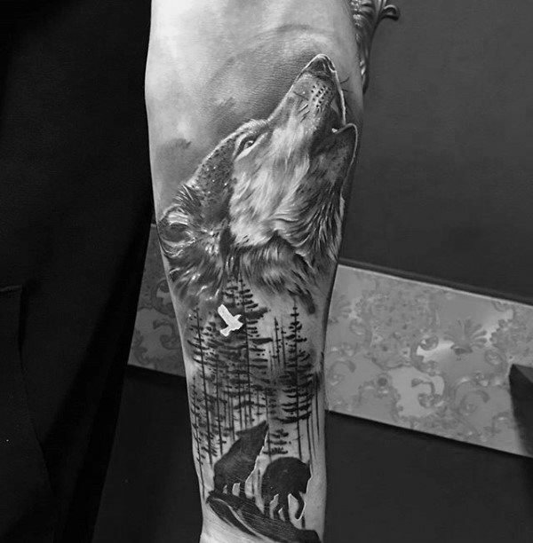 tatuaje lobo antebrazo para hombre 21