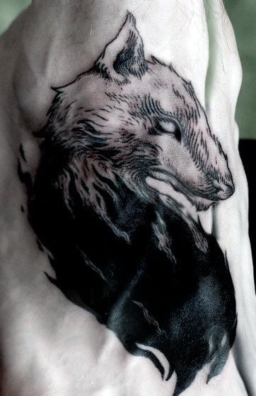 tatuaje lobo para hombre 03