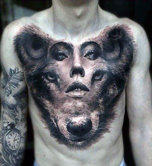 tatuaje lobo pecho para hombre 05