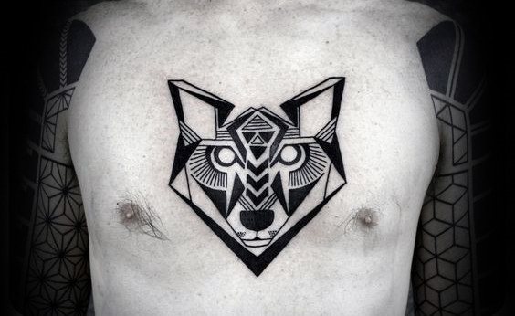 tatuaje lobo pecho para hombre 09