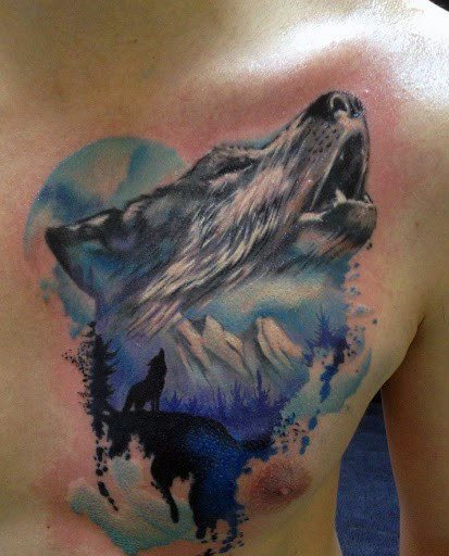 tatuaje lobo pecho para hombre 13