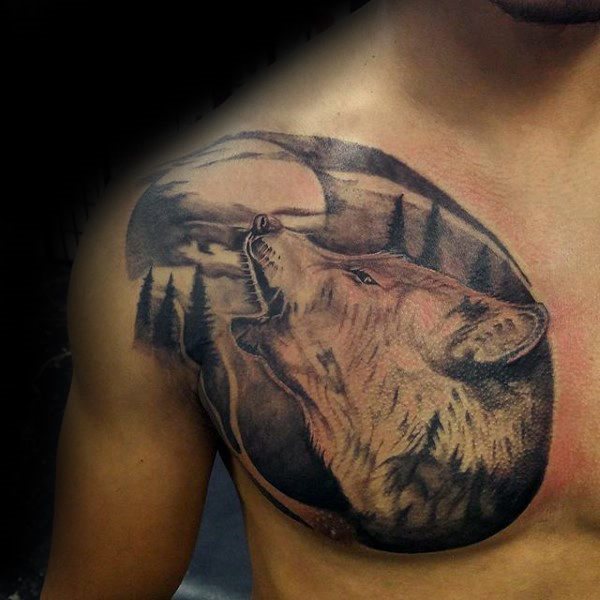 tatuaje lobo pecho para hombre 17
