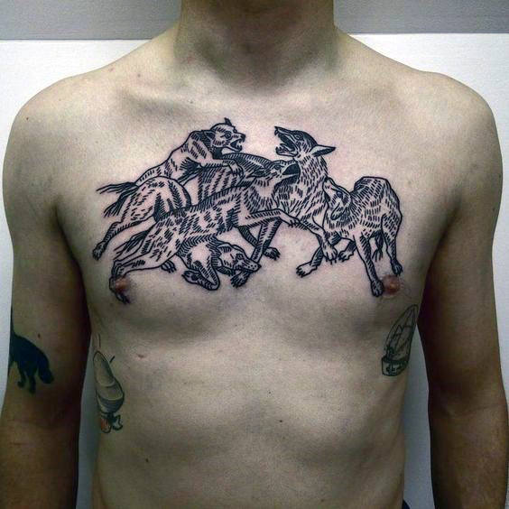 tatuaje lobo pecho para hombre 34