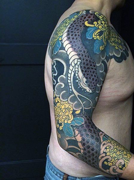 tatuaje serpiente para hombre 05