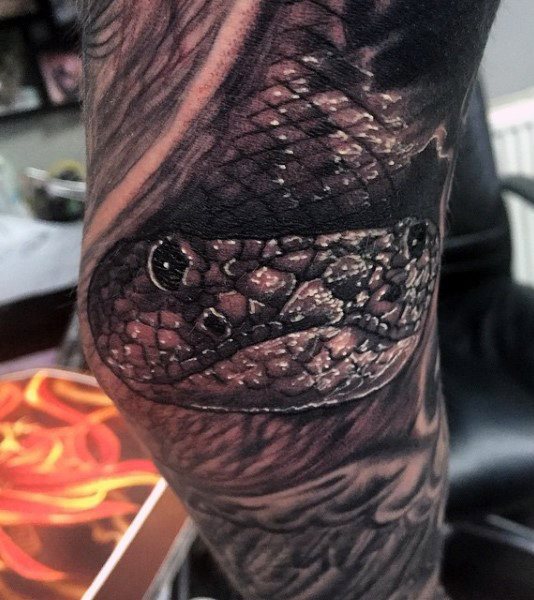 tatuaje serpiente para hombre 32
